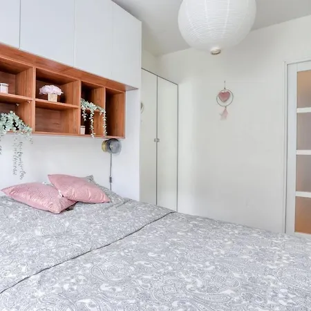 Apartamento T2 à - Accès Rapide La Défense - Paris